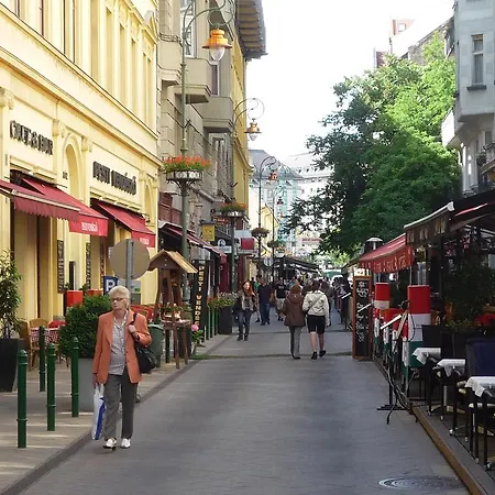 Lonyay Homestay Budapest